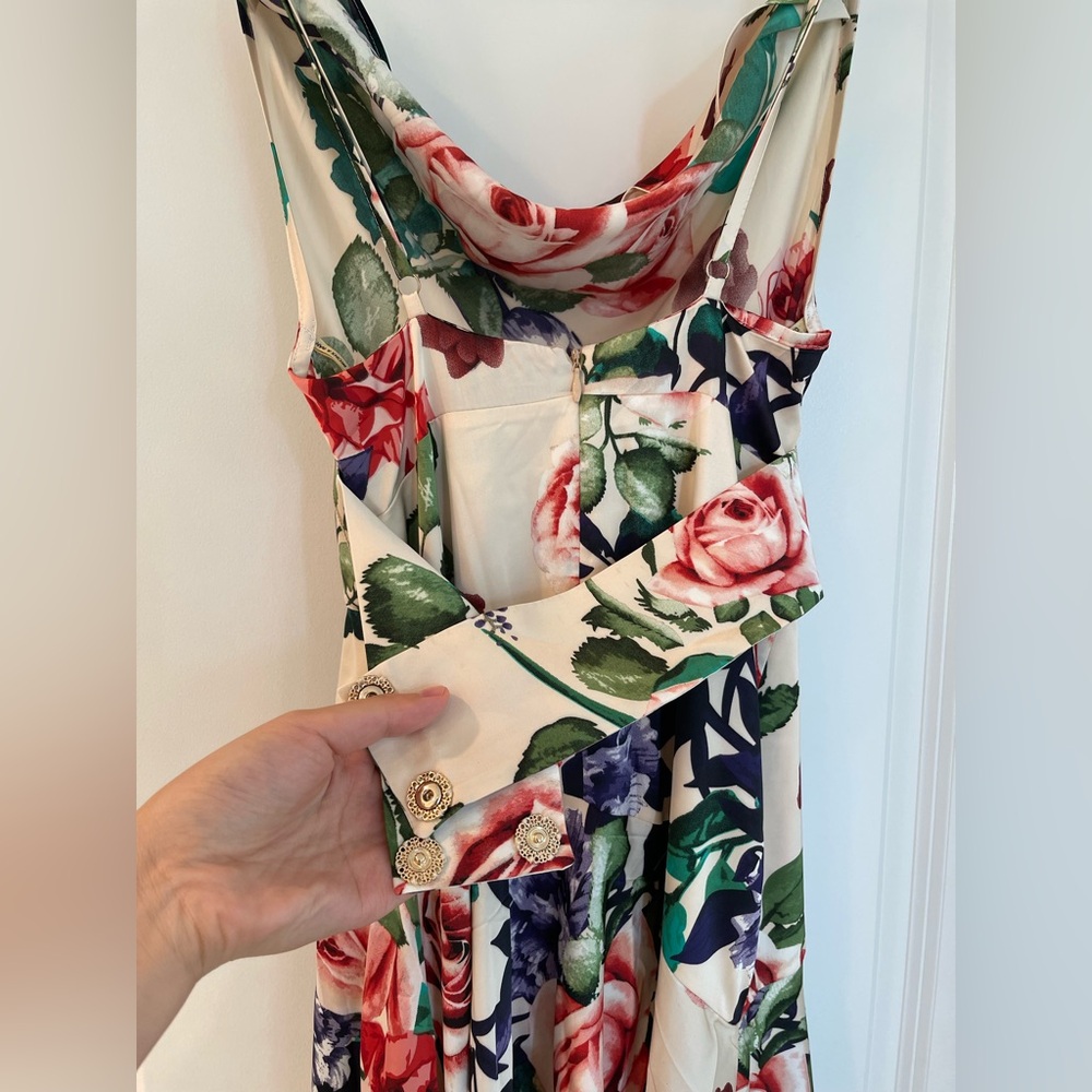 NEW Bronx and Banco Leo Maxi Dress in multi , Floral Cowl Neck Spaghetti Strap - Picture 9 of 11